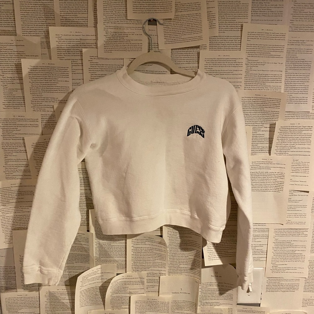 White guess crew neck